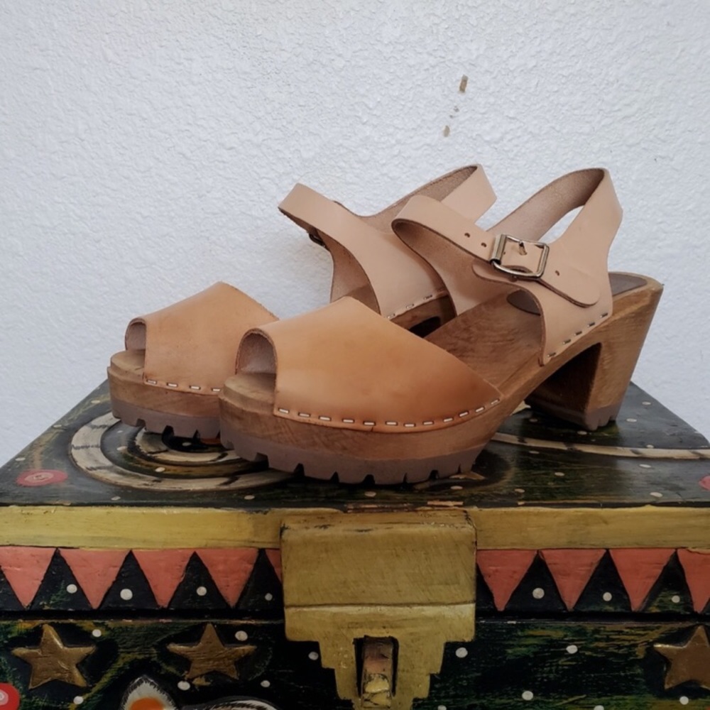 Mia Clogs